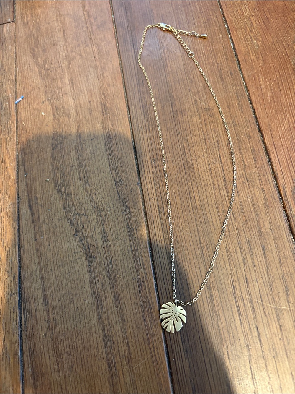 Gold Monstera Leaf Pendant Necklace - Women's Jewelry